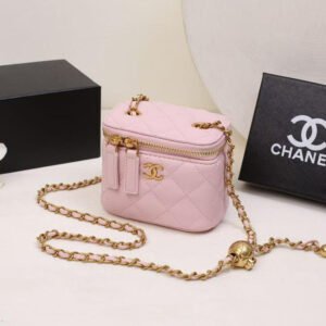 Chanel Small Vanity Case in Light Pink