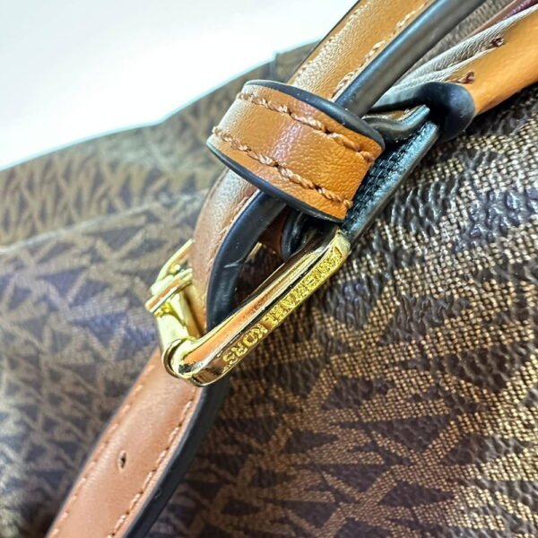 MICHAEL KORS® Signature Backpack - cocoa brown Dual-Zip Edition - Image 6