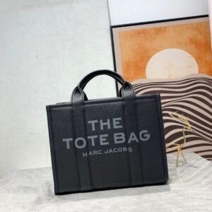 MARC JACOBS® Medium Tote Bag – Noir Edition