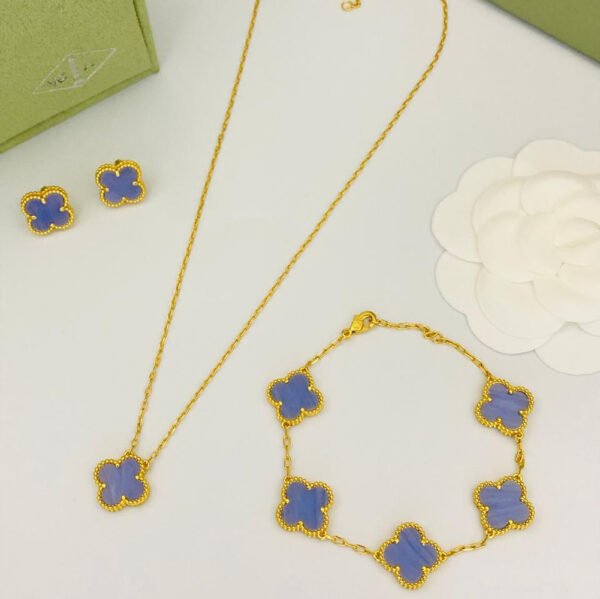 VCA Sets Rich Blue & Gold