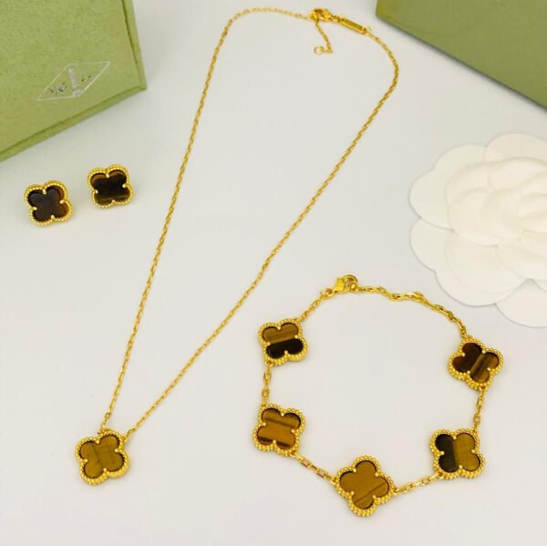 VCA Sets - Brown & Gold