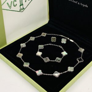 VCA Sets - Silver on Silver