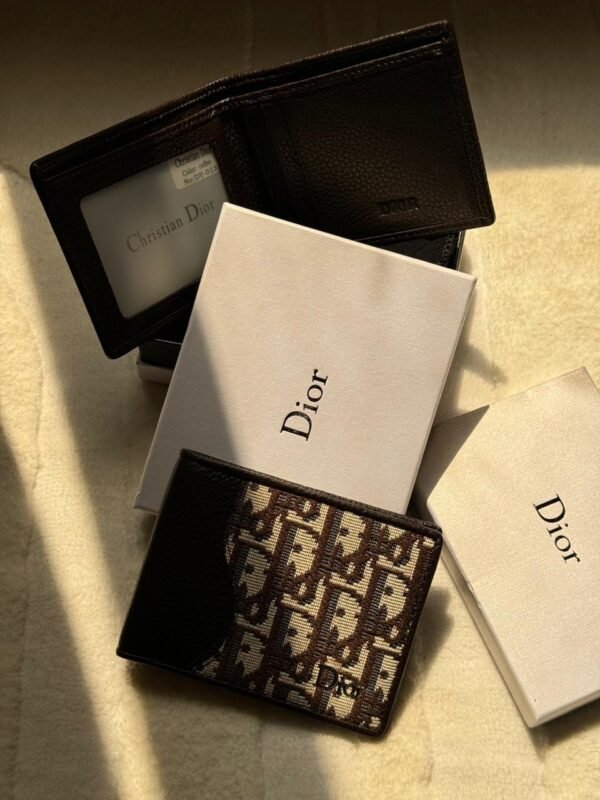 DIOR
ᴍᴇɴ LEATHER  ᴡᴀʟʟᴇᴛꜱ
𝚆𝚒𝚝𝚑 𝚋𝚘𝚡 𝚗 𝚋𝚊𝚐