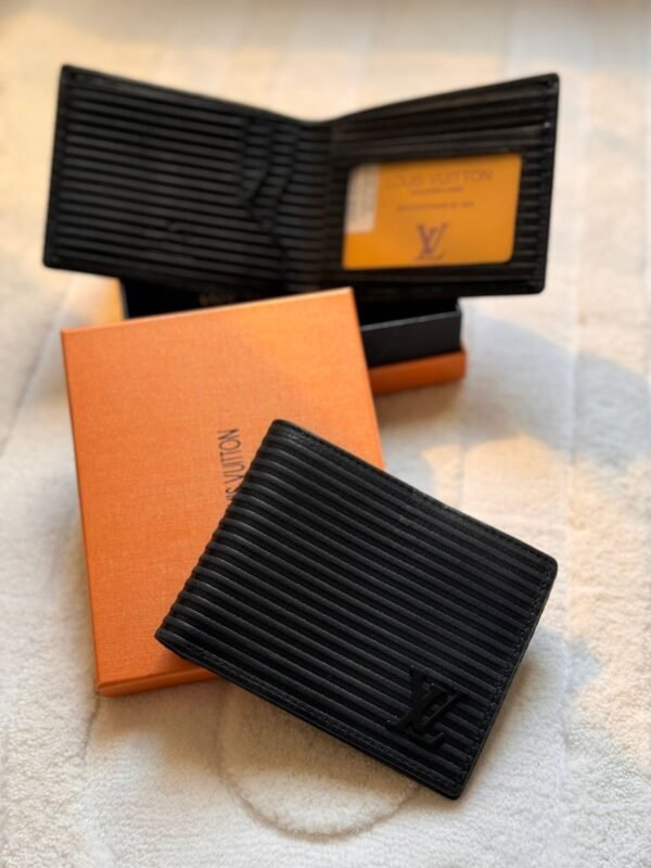 LOUIS VUITTON
ᴍᴇɴ LEATHER  ᴡᴀʟʟᴇᴛꜱ
𝚆𝚒𝚝𝚑 𝚋𝚘𝚡 𝚗 𝚋𝚊𝚐 - Image 3