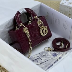 DIOR