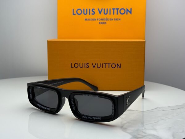 LOUIS VUITTON - Image 5