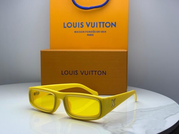LOUIS VUITTON - Image 4