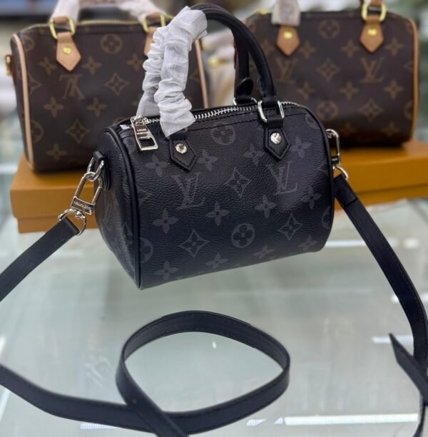 LOUIS VUITTON - Image 5