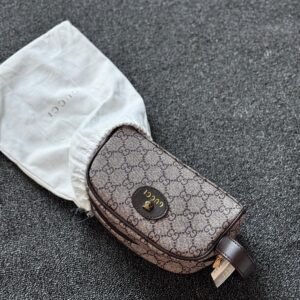 GUCCI
ᴛᴏɪʟᴇᴛʀʏ ʙᴀɢ ᴍᴀꜱᴛᴇʀ
ᴀᴍᴀᴢɪɴɢ qᴜᴀʟɪᴛʏ ᴡɪᴛʜ ᴅᴜꜱᴛ bag