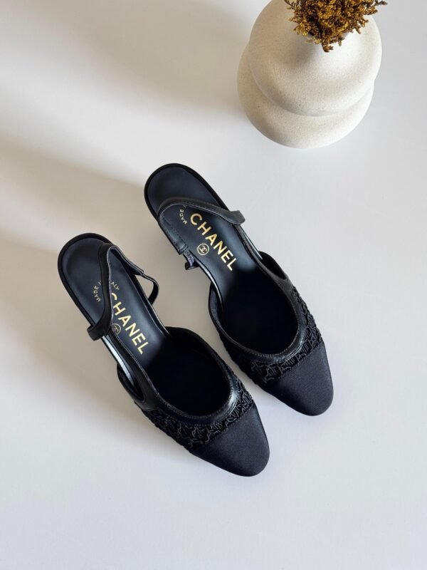 CHANEL - Image 4