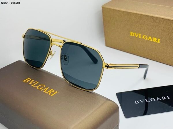 PRADA 𝐒𝐮𝐧𝐠𝐥𝐚𝐬𝐬𝐞𝐬