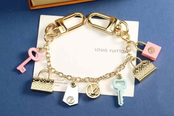 LV KEY CHAINS
BAG CHARMS - Image 2