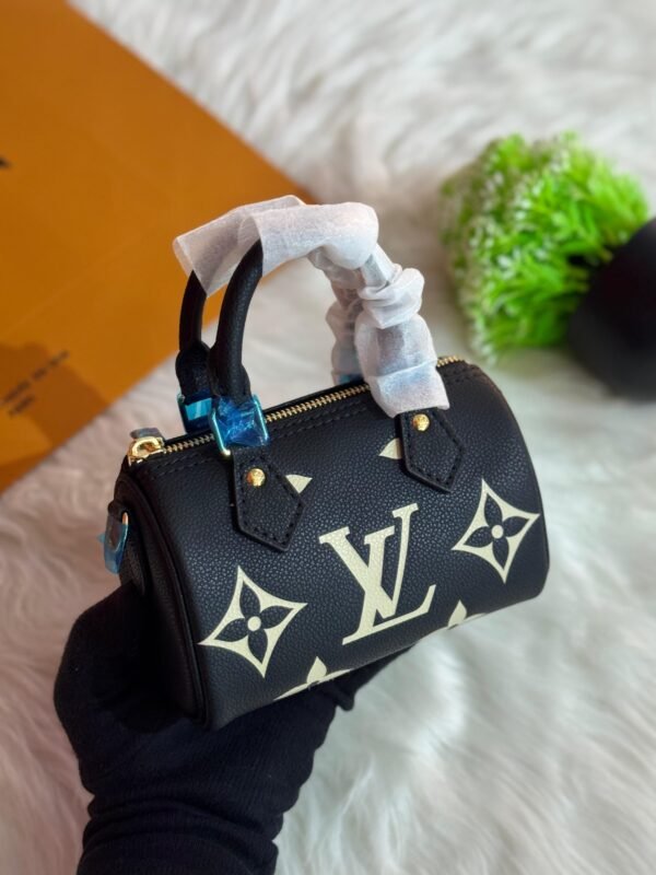 LV Speedy Nano 
Size 16 Cm - Image 3